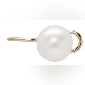 SASKIA DIEZ NWT Gold Wire Pearl Ear Cuff